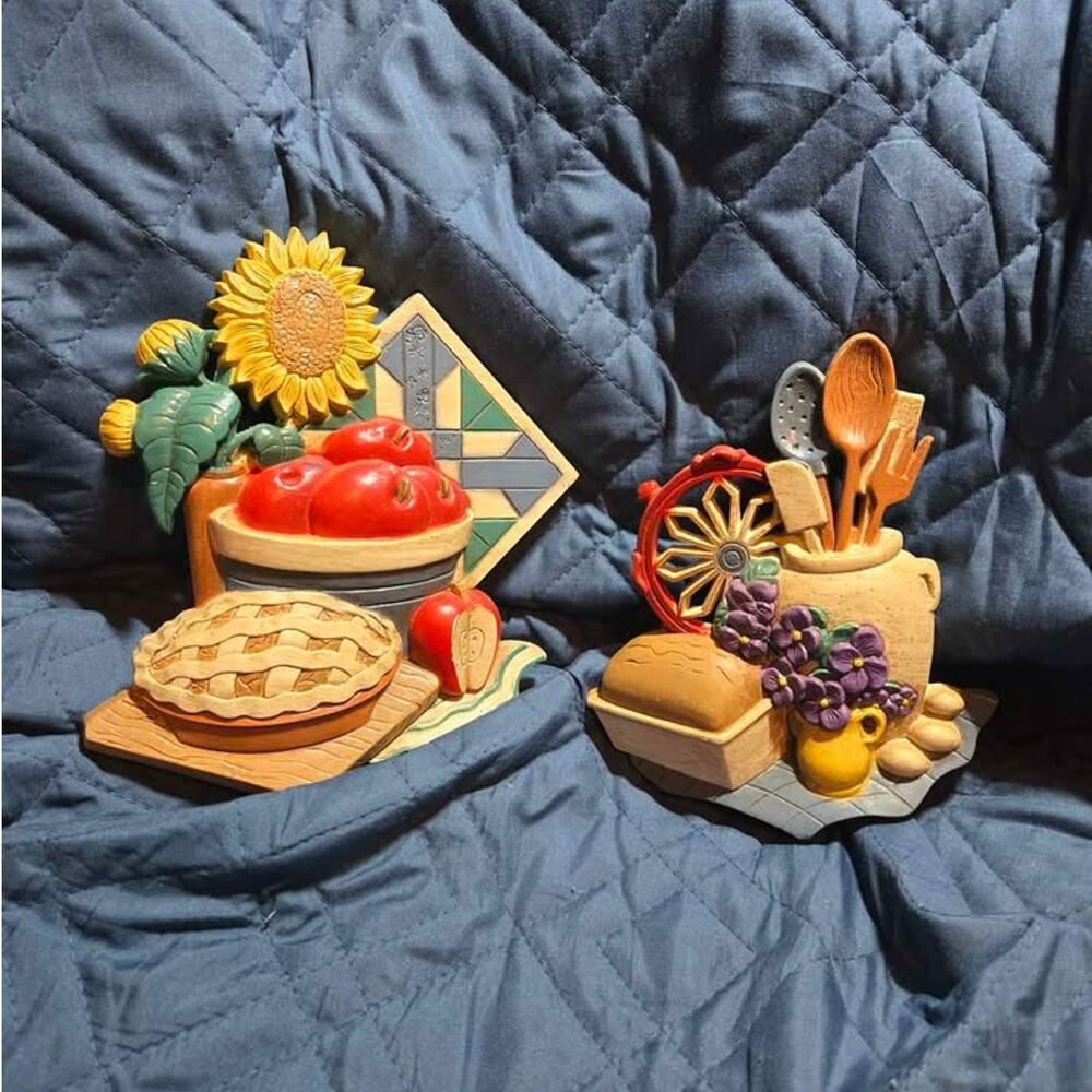 Homeco Kitchen Wall Plaques Set of 2